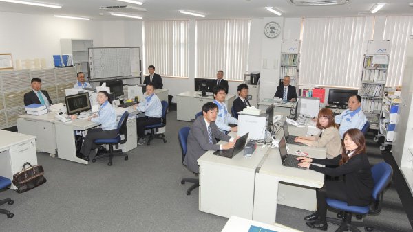 社内の様子